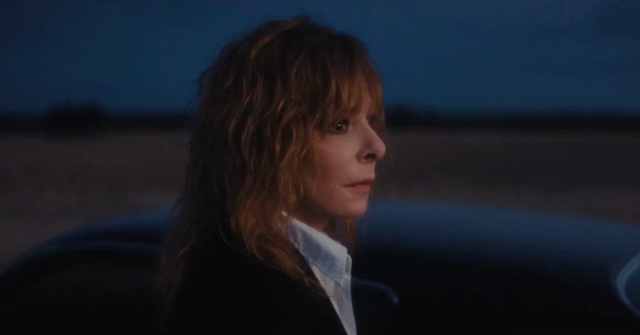 Mylène Farmer в кадре клипа «Combien pour la nuit»